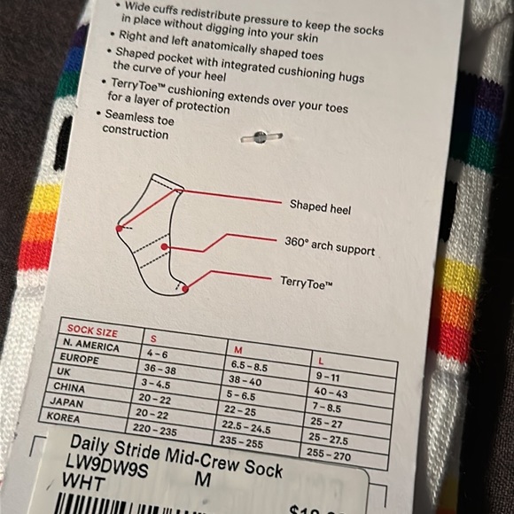 Lululemon Women's Daily Stride Mid-Crew Socks Stripe - white - Picture 5 of 6